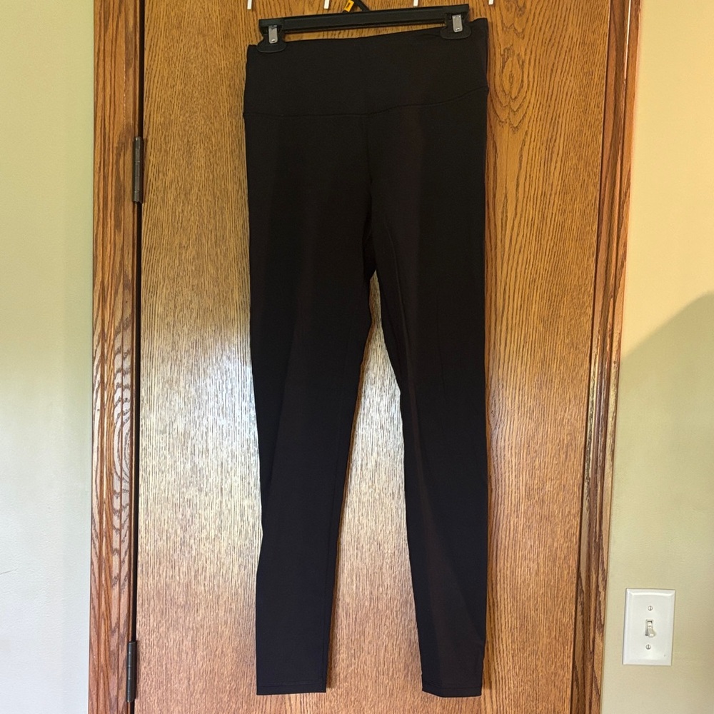 Victoria Sport Workout Leggings - Picture 3 of 4